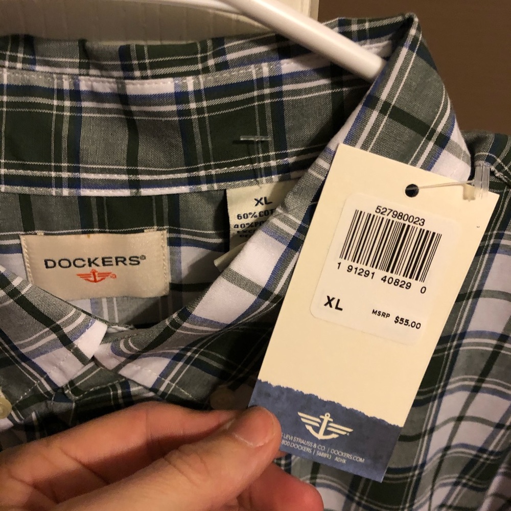 Men’s XL Dockers dress shirt